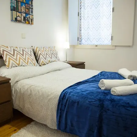 Fala-so 16 - 4 Bed Elegance In Historic District Lisbon