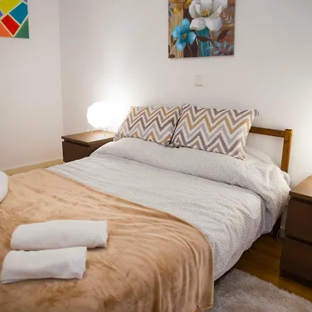Fala-so 16 - 4 Bed Elegance In Historic District Apartment