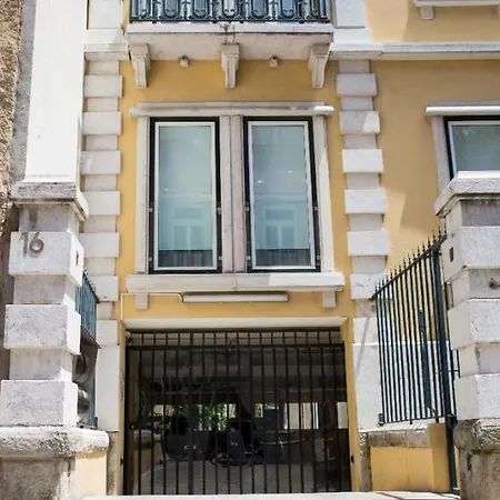 Fala-so 16 - 4 Bed Elegance In Historic District *
