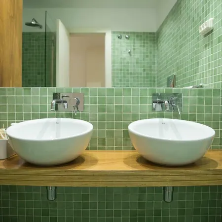 Fala-so 16 - 4 Bed Elegance In Historic District * Lisbon